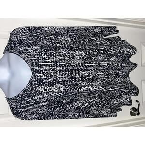 Lane Bryant Livi Black White Long Sleeve Top sz 18/20